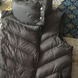 Patagonia XS puffy vest silver
